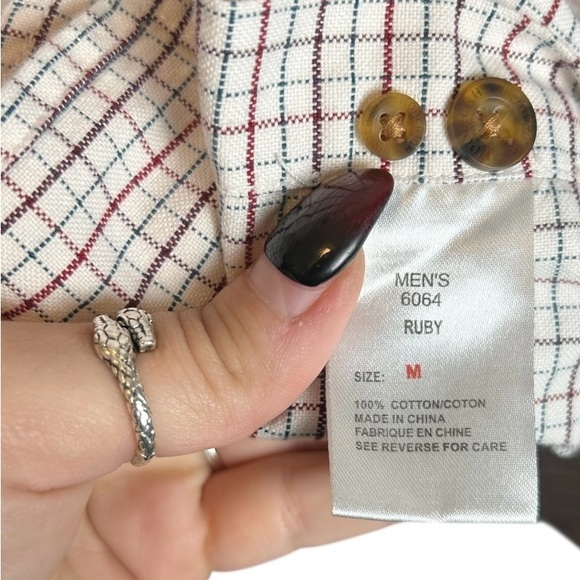 Woolrich Men’s Red Blue Check Long Sleeve Button Down Size Medium - Picture 4 of 4